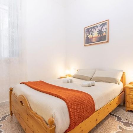 Appartamento Con Ac-Wi-Fi- Centro A 7 Min Savone Extérieur photo