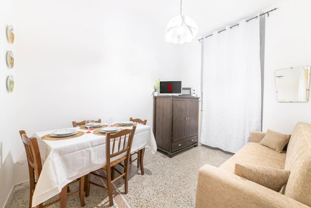Appartamento Con Ac-Wi-Fi- Centro A 7 Min Savone Extérieur photo